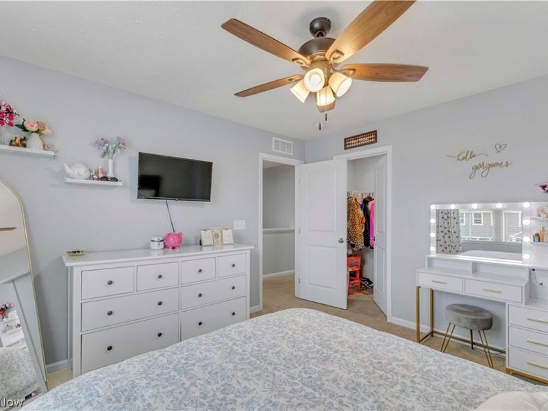 4459 Bellow Drive, Lorain, OH 44053 Photo 24