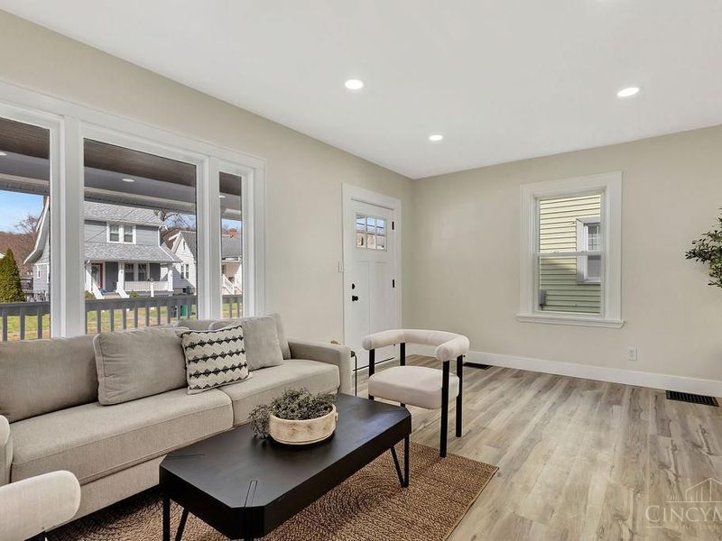 6813 Merwin Avenue, Cincinnati, OH 45227 Photo 5