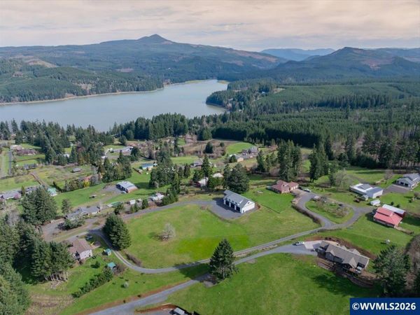 27579 Riggs Hill Rd, Sweet Home, OR 97345