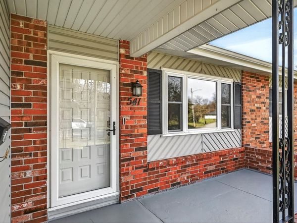 541 S Villa Rose Avenue , Springfield, MO 65802