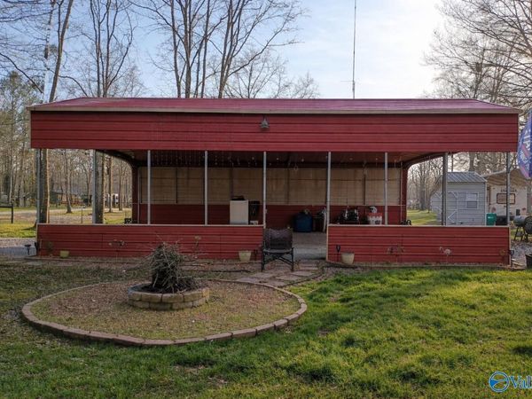 1143 County Road 1011, Unit 121, Centre, AL 35960