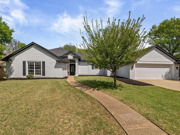 3229 Village Park Drive, Waco, TX 76708