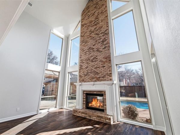 4705 Villa Vera Drive, Arlington, TX 76017