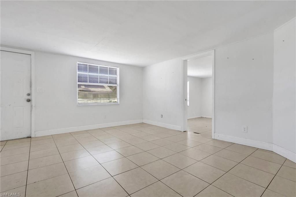 5326 Dixie Dr , Naples, FL 34113 Photo