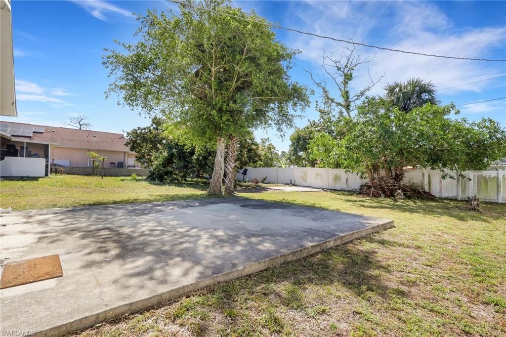 5326 Dixie Dr , Naples, FL 34113 Photo