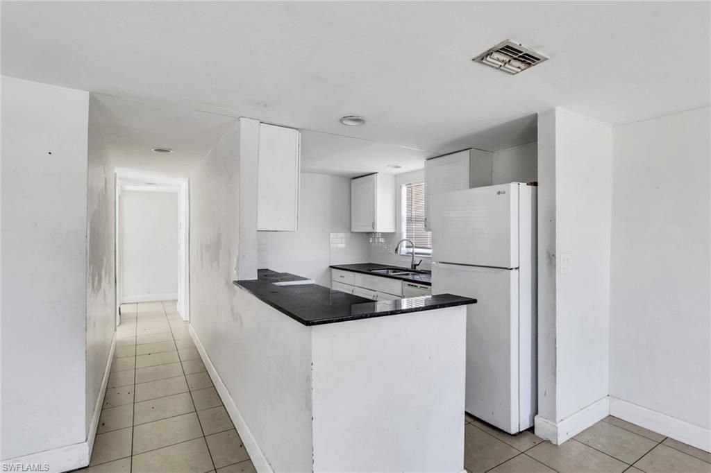 5326 Dixie Dr , Naples, FL 34113 Photo