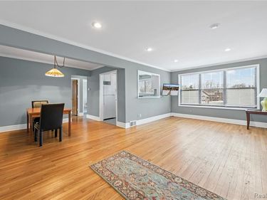 25777 Woodward Avenue, Royal Oak, MI 48067