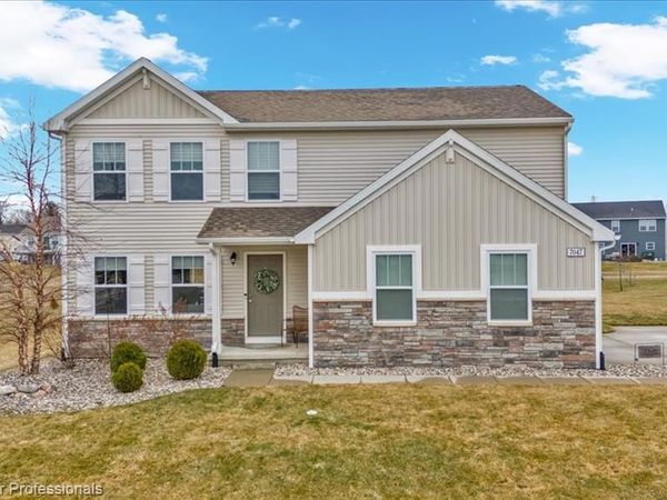 7047 Wildflower Court, Grand Blanc Twp, MI 48439