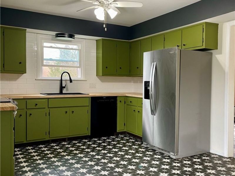 333 Parkway Drive, Berea, OH 44017 Photo 13