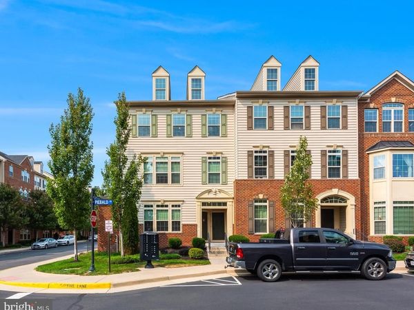 42237 PIEBALD SQUARE, ALDIE, VA 20105