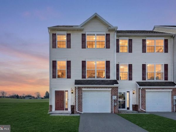 322 CAPE CLIMB, YORK, PA 17408