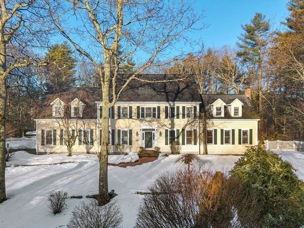 15 Wadsworth Way, Sharon, MA 02067