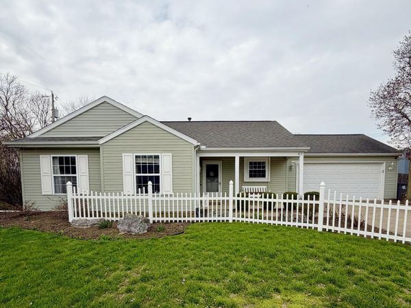 67 W Dakota Street, Troy, OH 45373