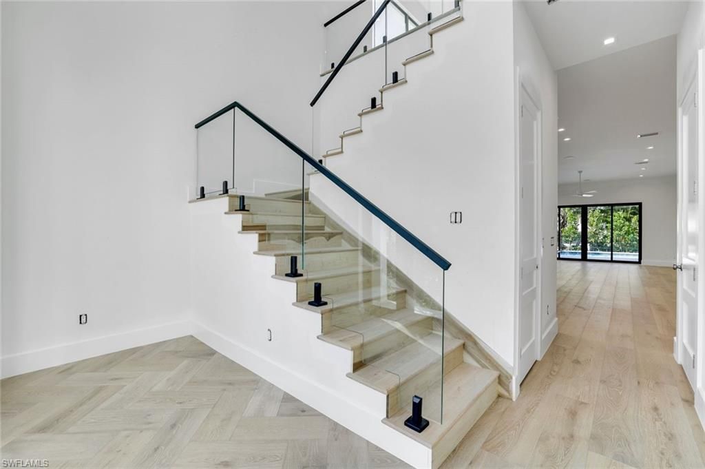 513 92nd Ave N, Naples, FL 34108 Photo