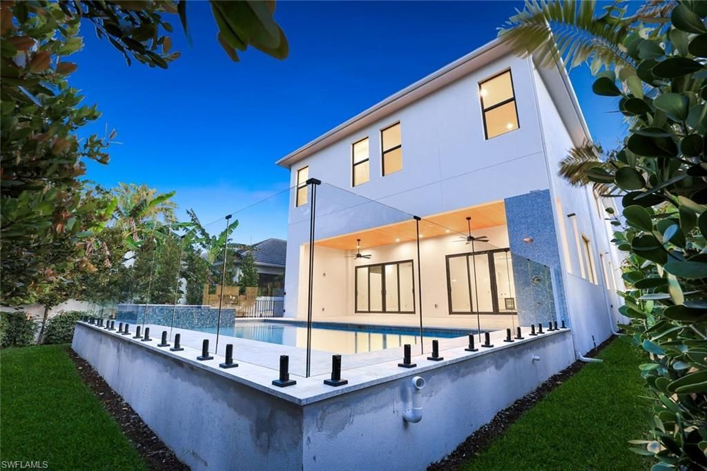 513 92nd Ave N, Naples, FL 34108 Photo