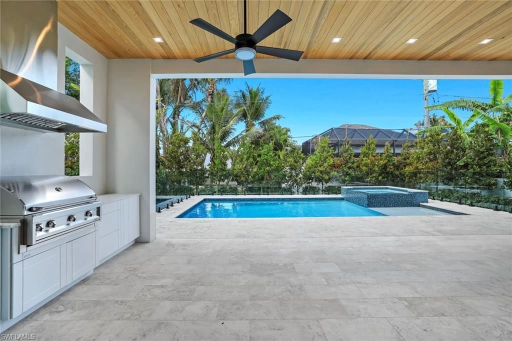 513 92nd Ave N, Naples, FL 34108 Photo