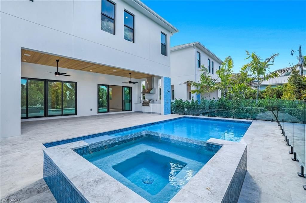 513 92nd Ave N, Naples, FL 34108 Photo