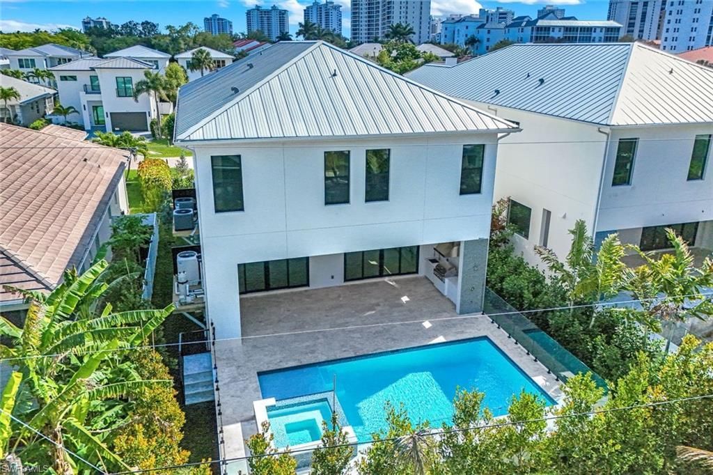 513 92nd Ave N, Naples, FL 34108 Photo