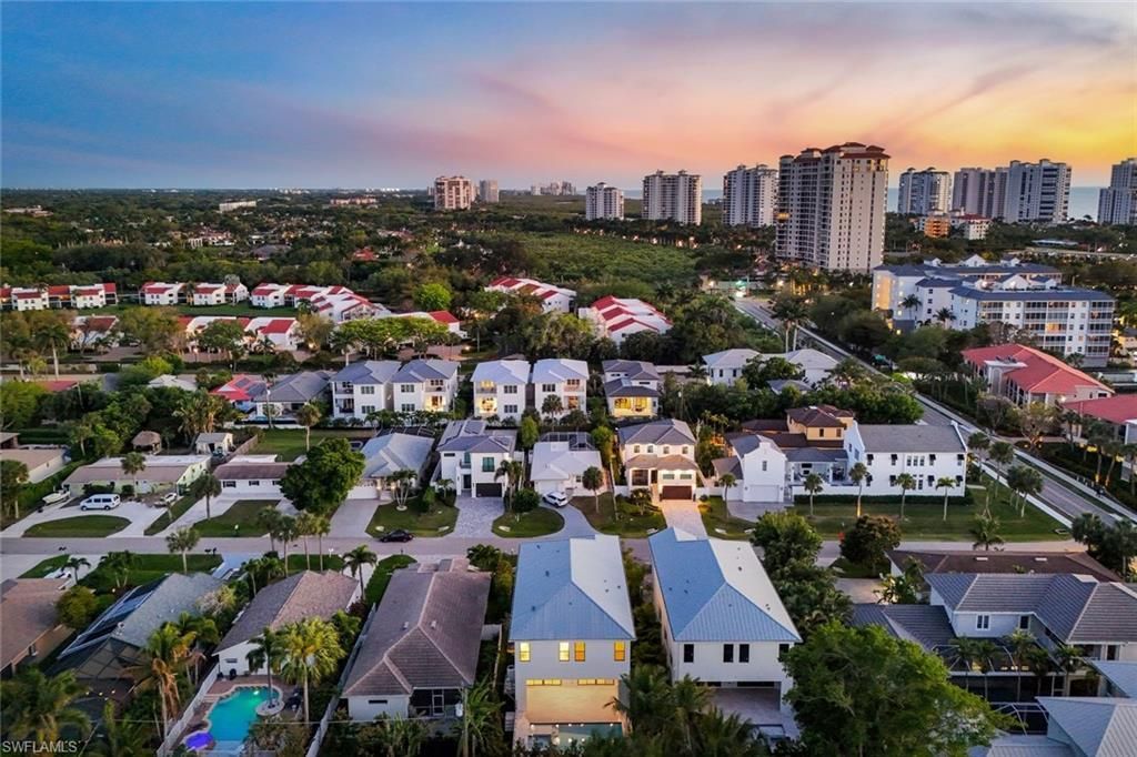 513 92nd Ave N, Naples, FL 34108 Photo