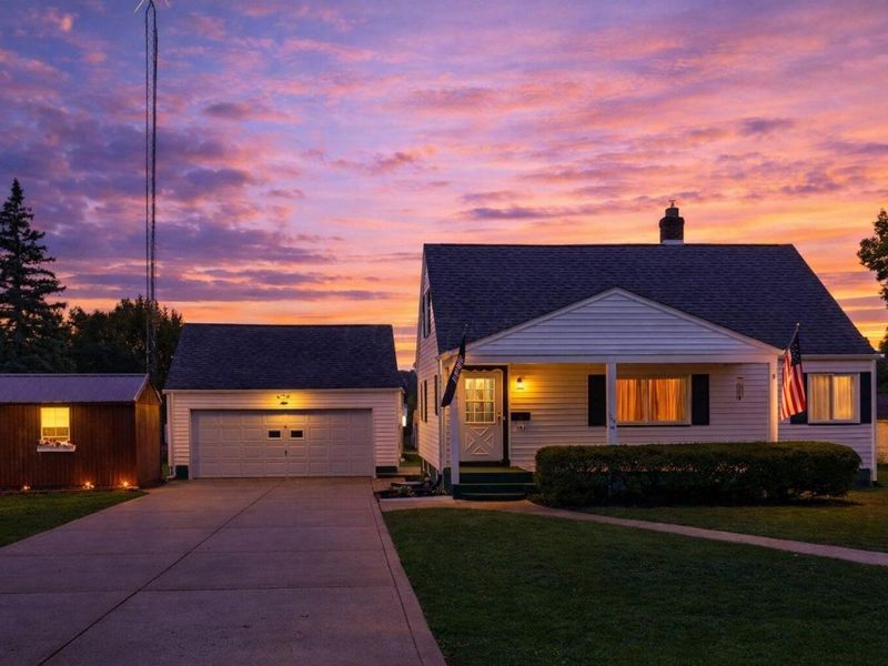 104 W Carolina Avenue , Sebring, OH 44672 Photo 1