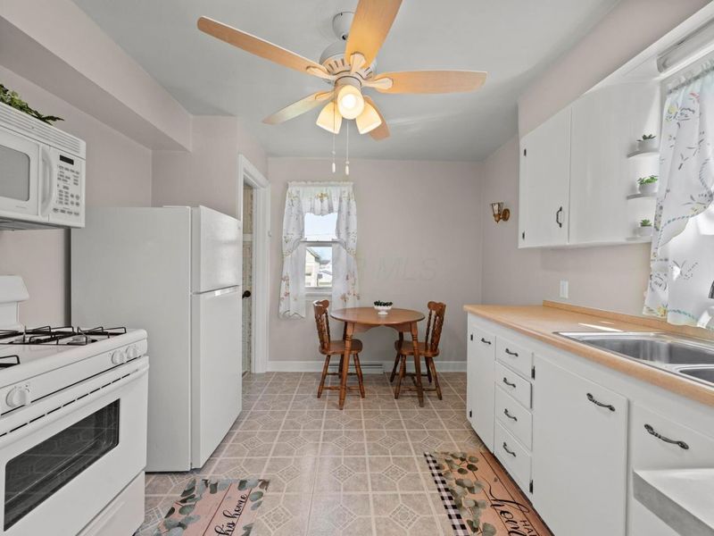 104 W Carolina Avenue, Sebring, OH 44672 Photo 4