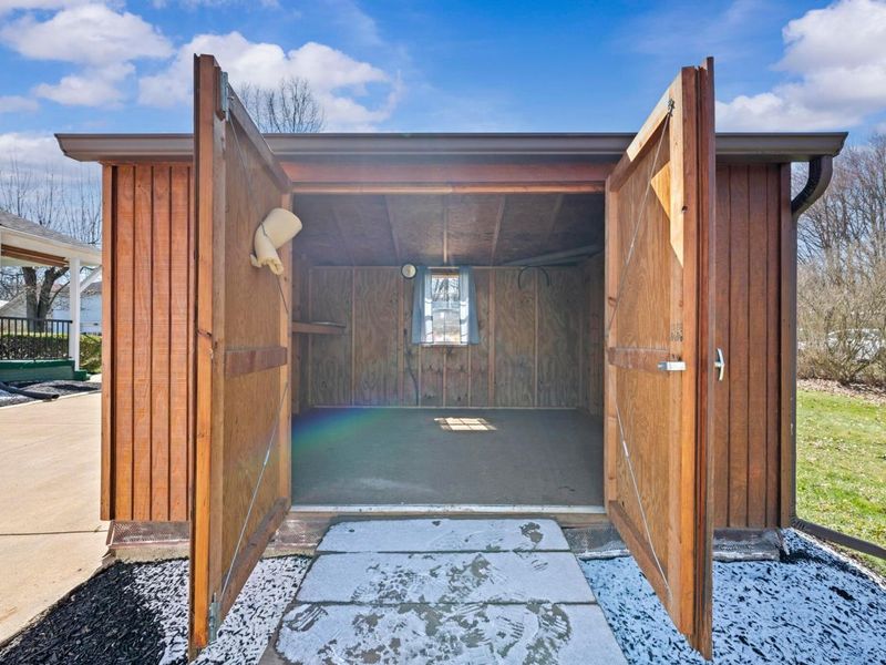 104 W Carolina Avenue, Sebring, OH 44672 Photo 41