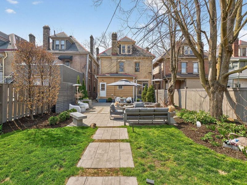 800 Neil Avenue, Columbus, OH 43215 Photo 4