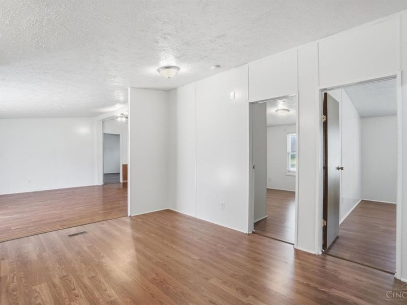 4133 W Fork Ridge Drive, Williamsburg Twp, OH 45103 Photo 17