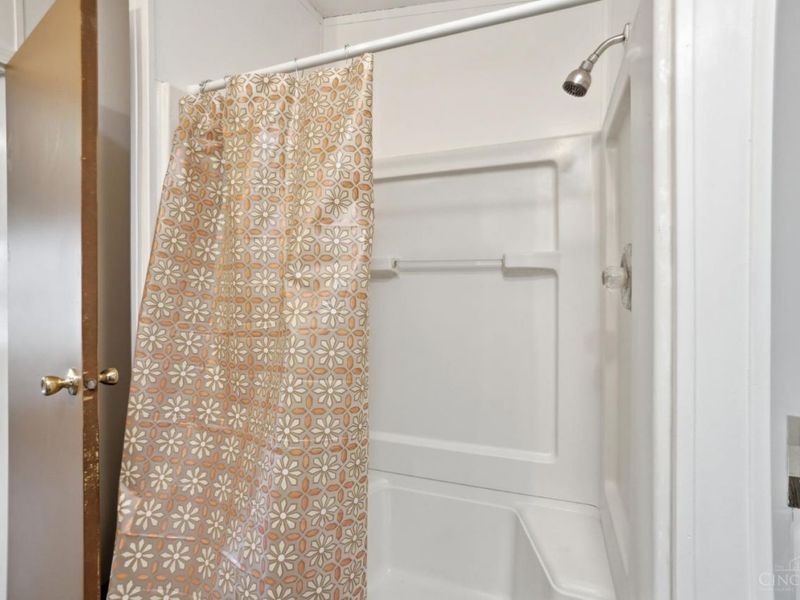 4133 W Fork Ridge Drive, Williamsburg Twp, OH 45103 Photo 27