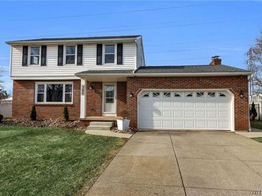 345 Colonial Drive, Grand Island, NY 14072