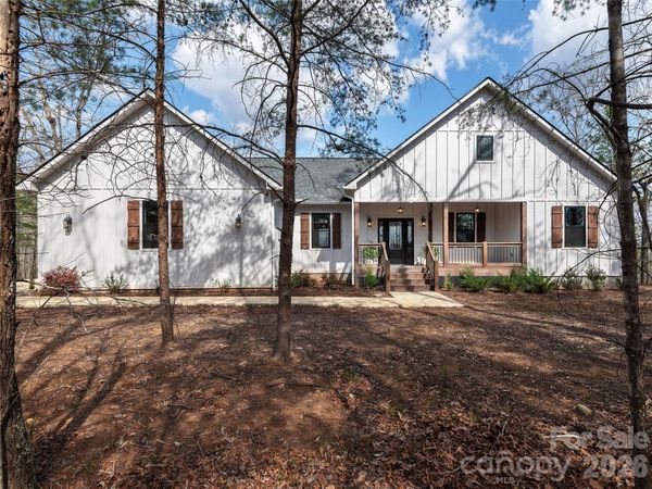 3244 Lake Adger Parkway , Mill Spring, NC 28756