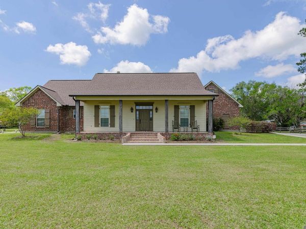 9179 Brittany Rd, Sorrento, LA 70778