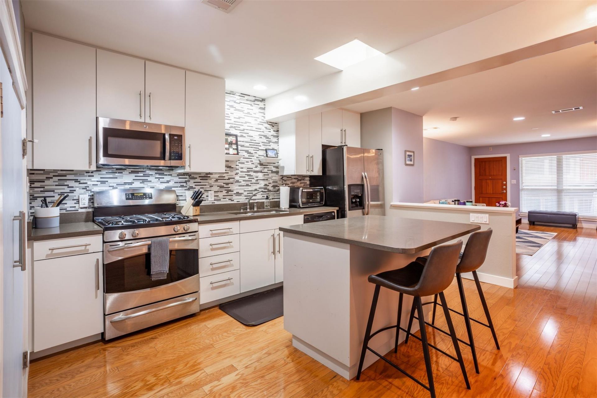 1115 W 10th St, Unit 205, Austin, TX 78703 Main Photo