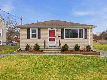 960 Lees River, Somerset, MA 02726