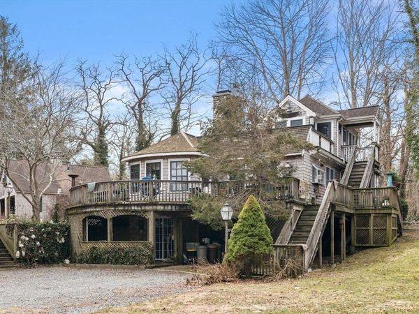 20 Blue Shutters Lane, Falmouth, MA 02556