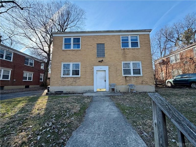 245 Valleyview Drive, Dayton, OH 45405 Photo 2