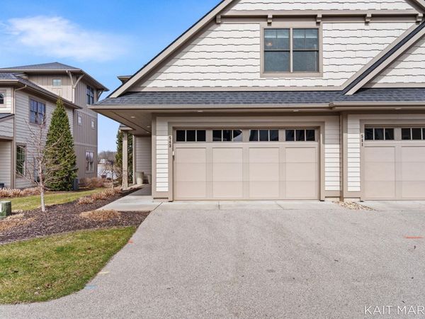 543 Macatawa Avenue, Holland, MI 49423