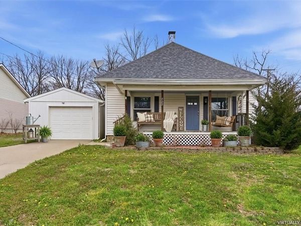 202 NW Yennie Street, Grain Valley, MO 64029