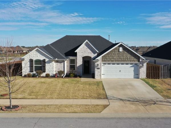 4394 W Barhem Drive, Fayetteville, AR 72704