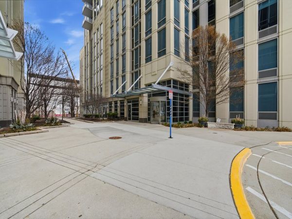 720 N Larrabee Street , Unit 712, Chicago, IL 60654