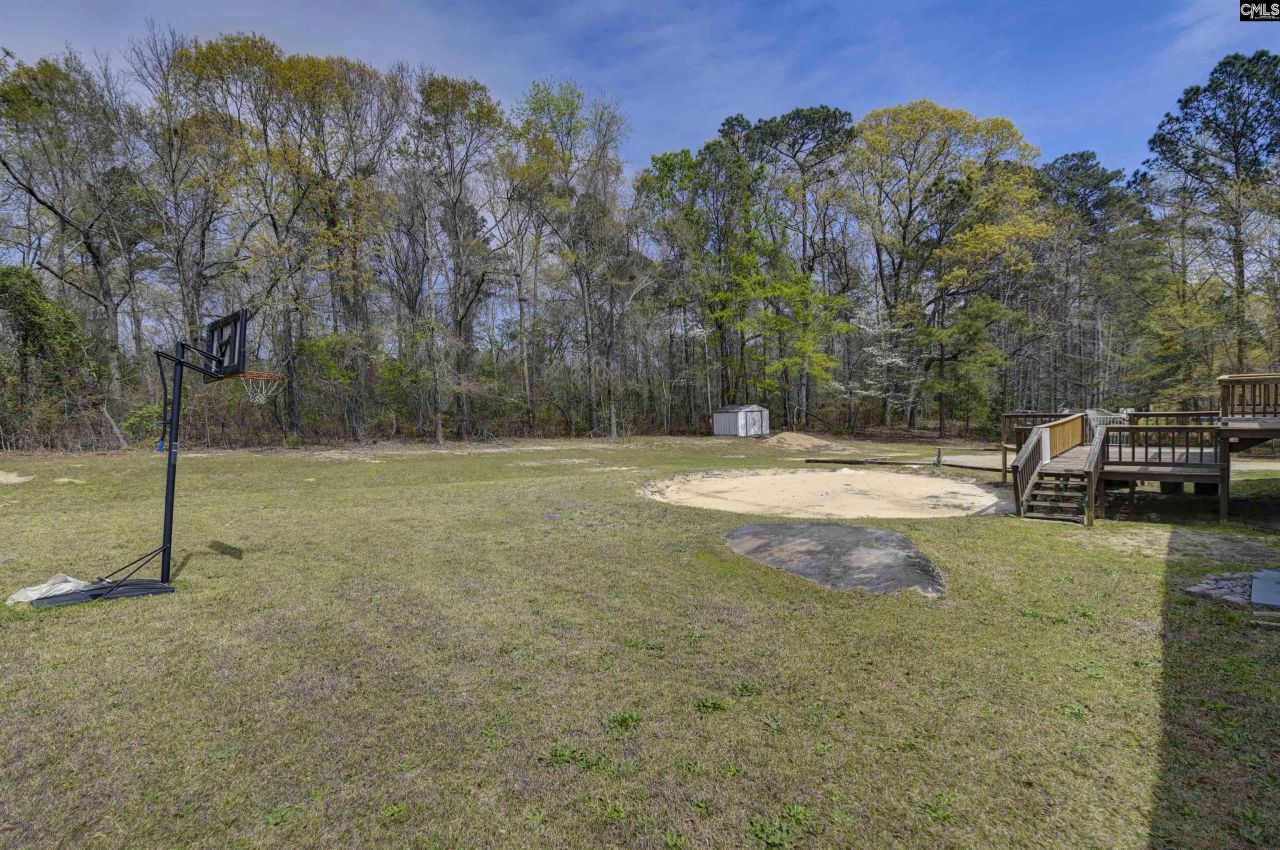 60 Maple Lane Photo 9