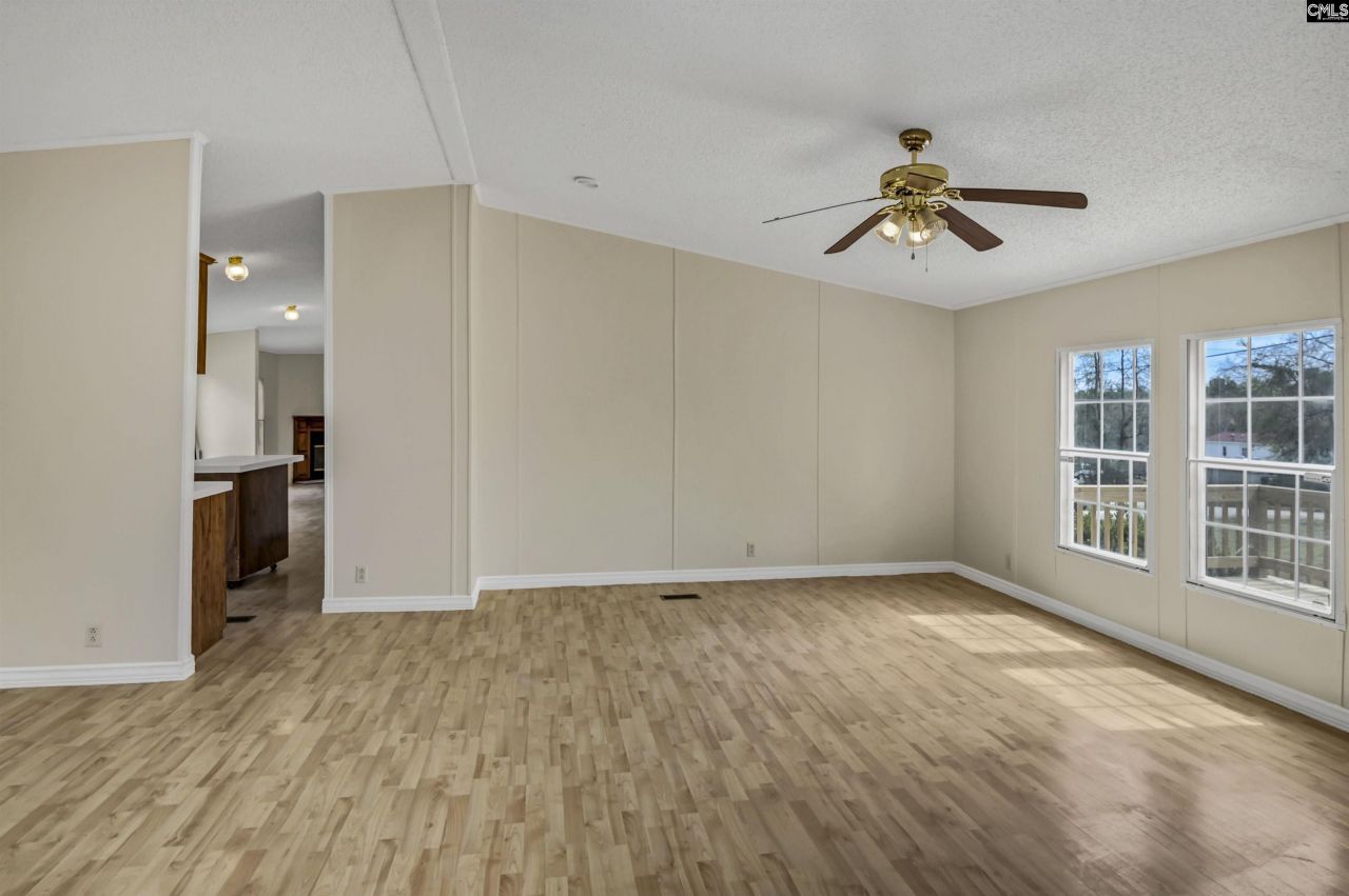 60 Maple Lane Photo 20