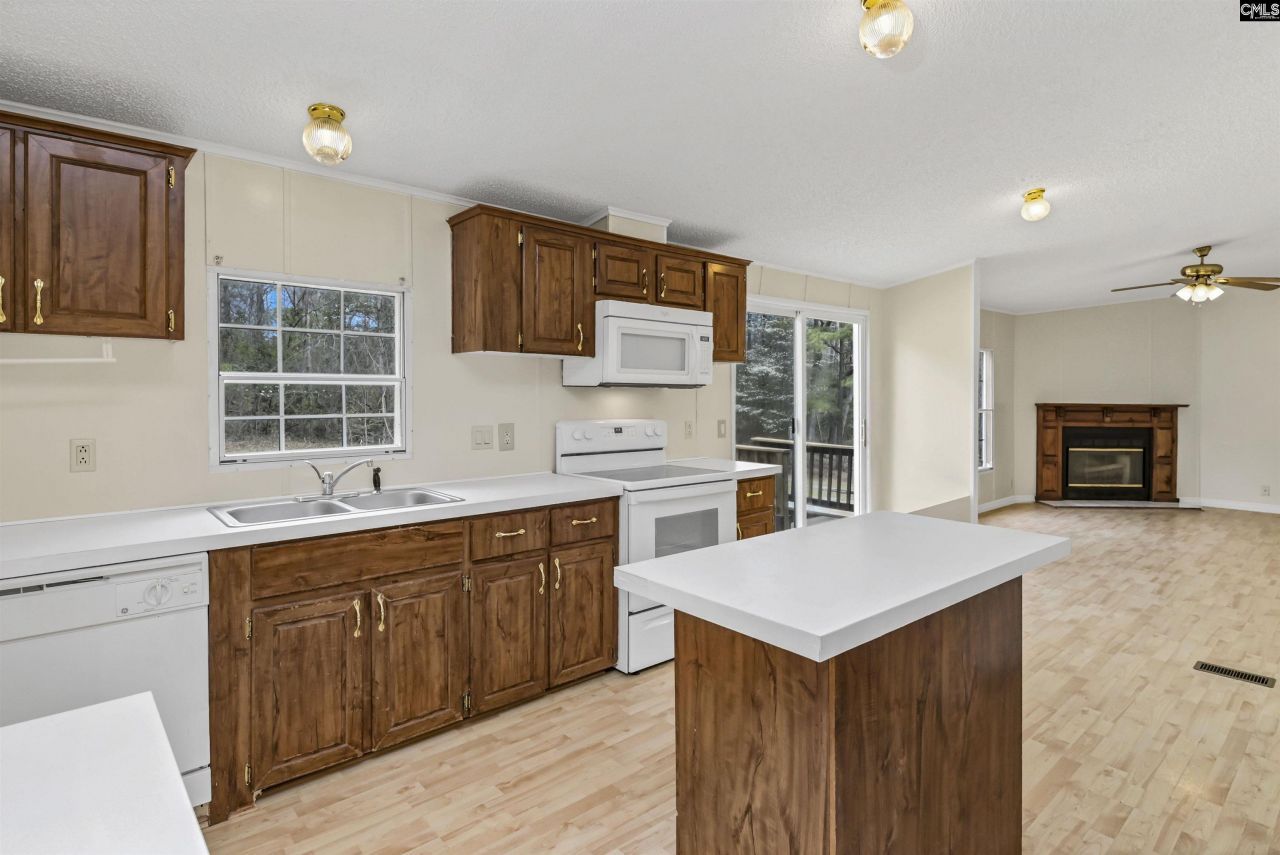 60 Maple Lane Photo 22