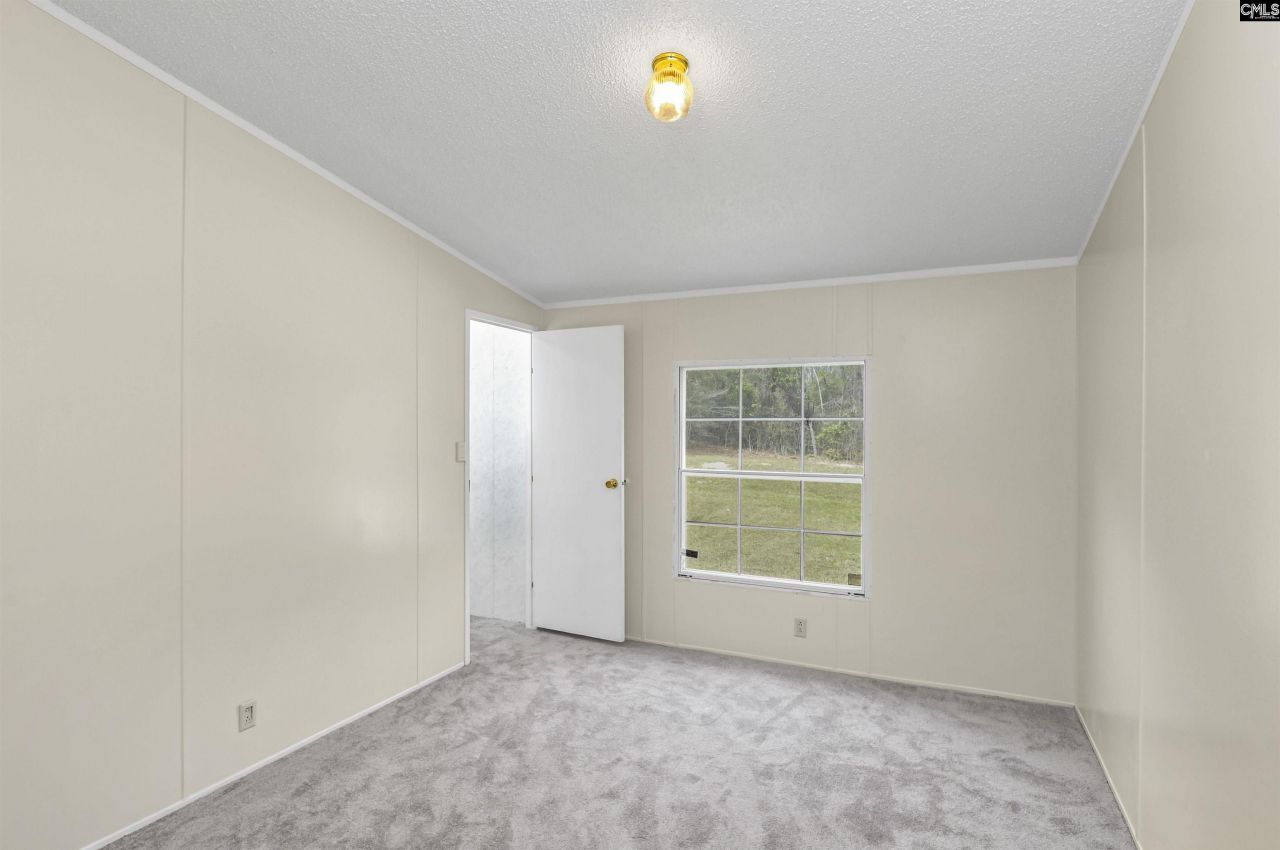 60 Maple Lane Photo 30