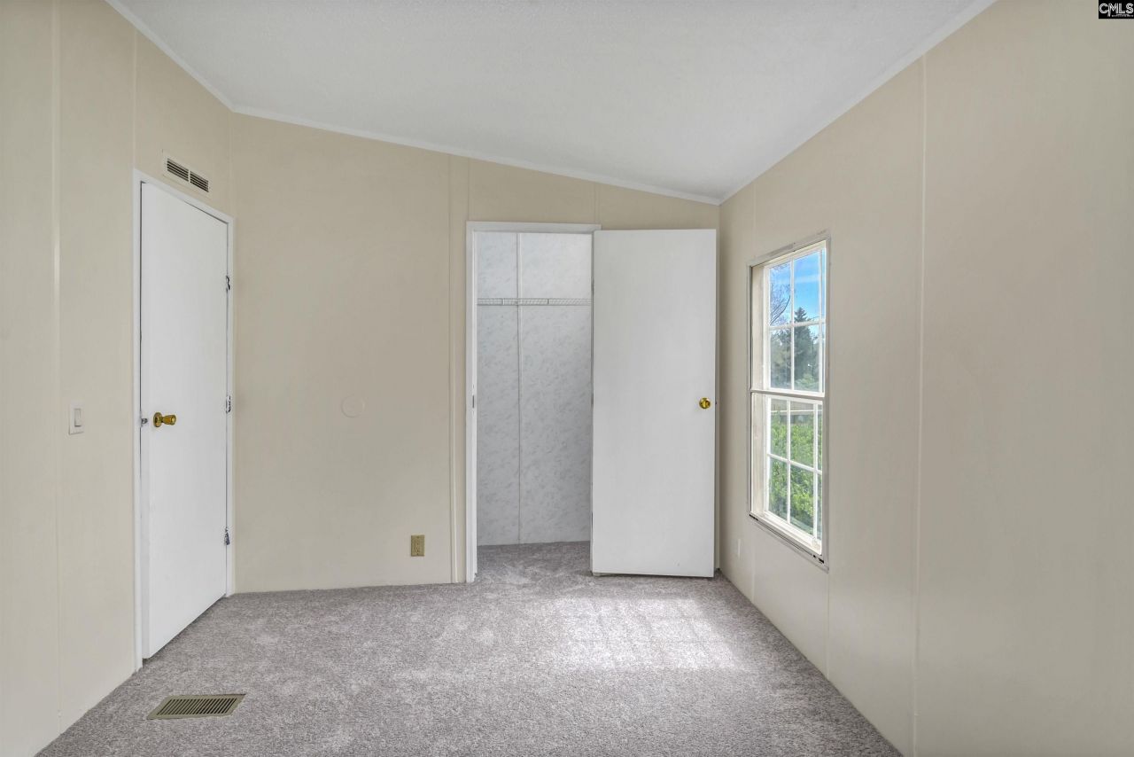 60 Maple Lane Photo 33