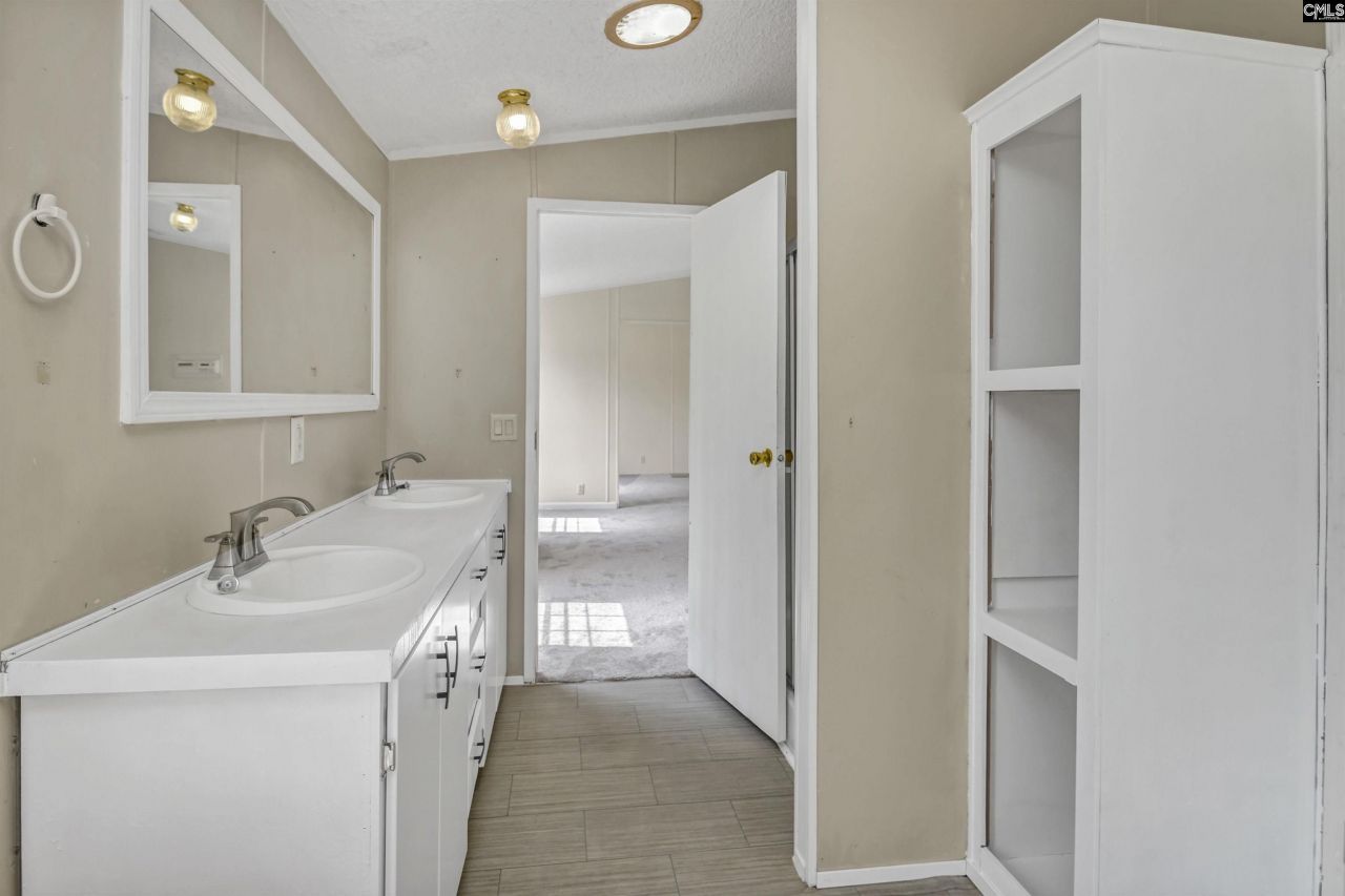 60 Maple Lane Photo 41