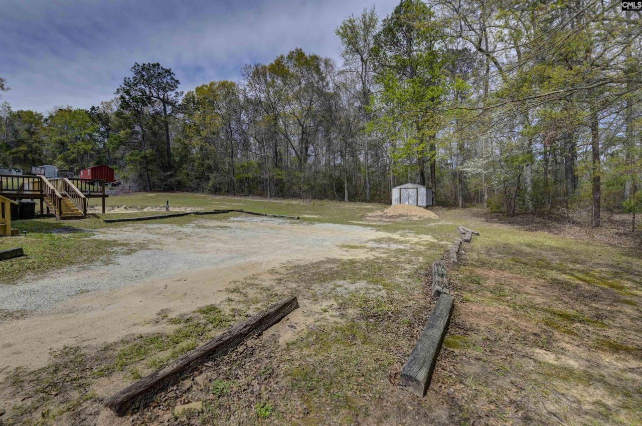 60 Maple Lane Photo 4