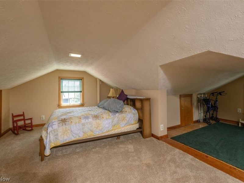 318 Wood Street N, East Canton, OH 44730 Photo 15