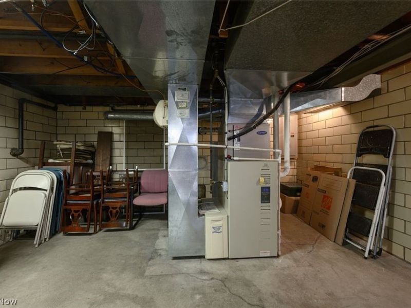 318 Wood Street N, East Canton, OH 44730 Photo 28