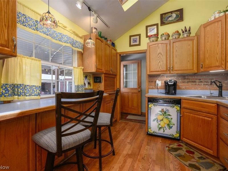 318 Wood Street N, East Canton, OH 44730 Photo 9